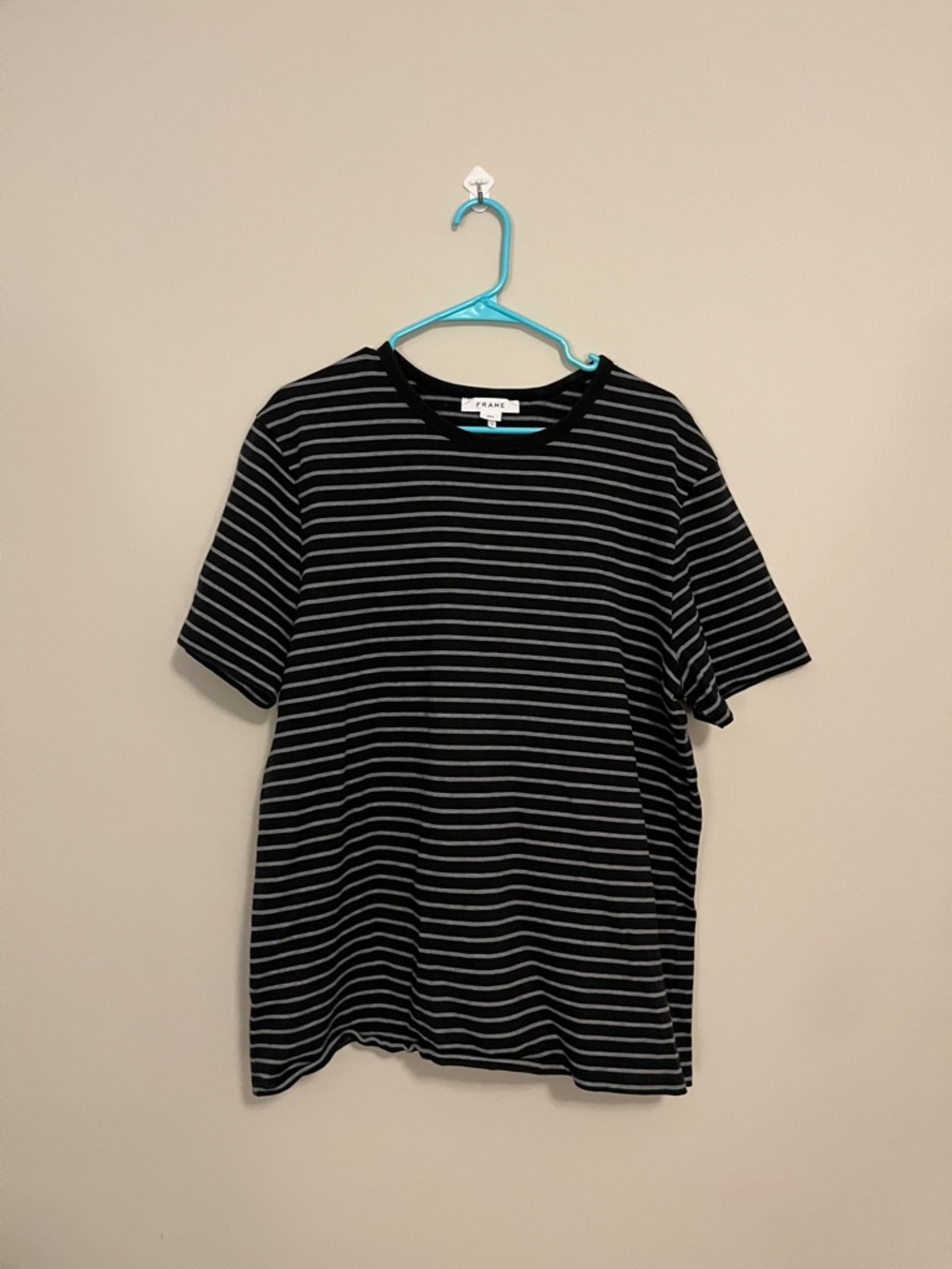 Men’s frame tee